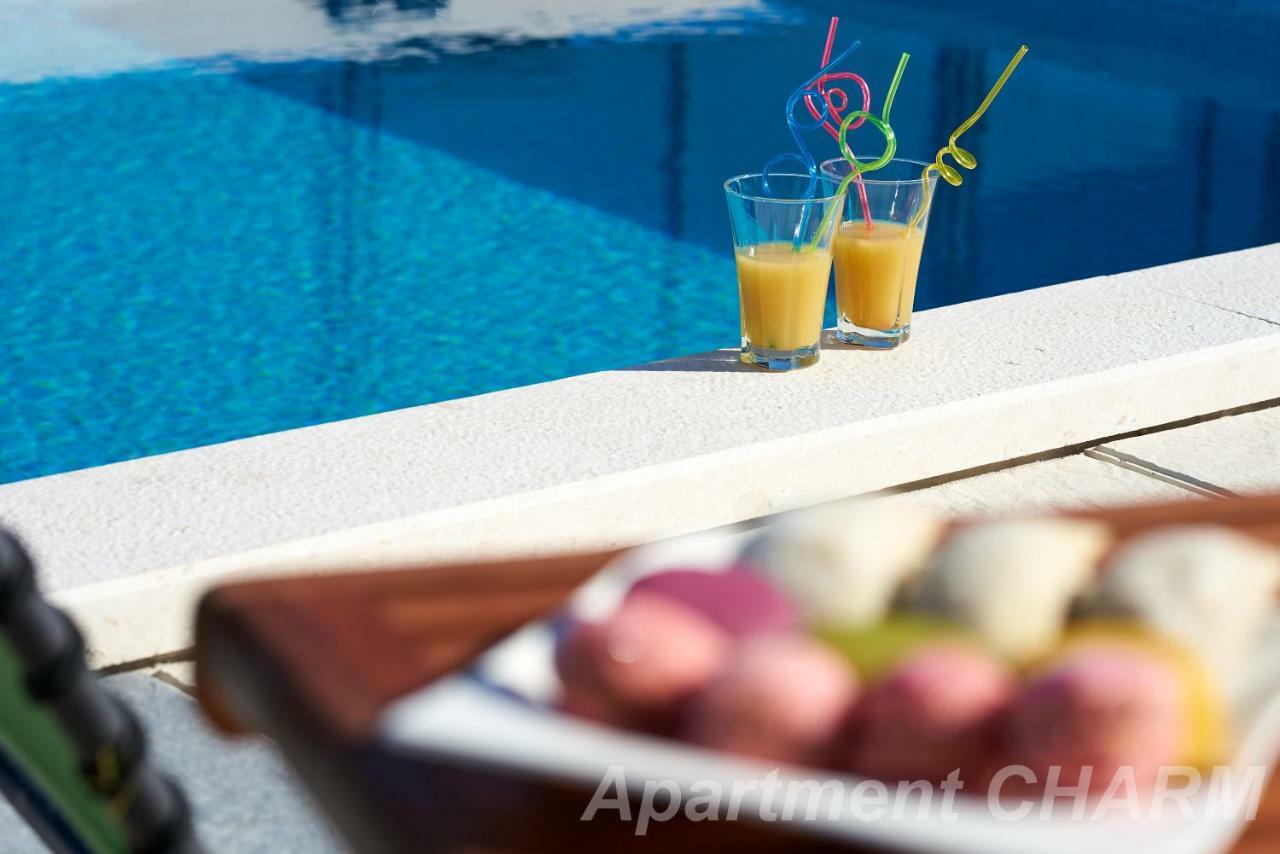 Luxury Apartment Charm With Pool Trogir Extérieur photo